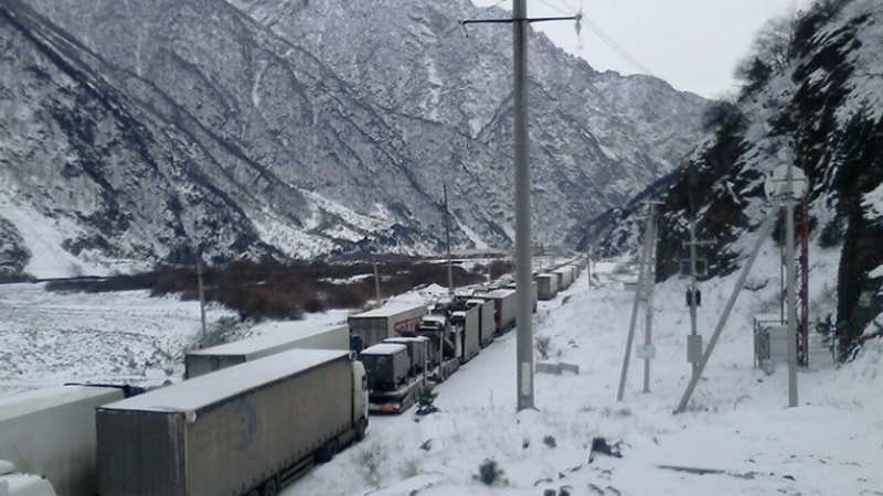 Ինչ իրավիճակ է Լարսի ճանապարհին