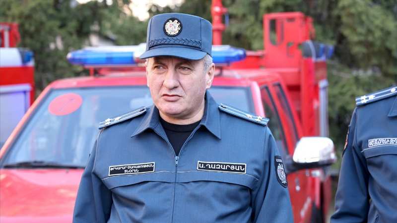 Փրկարարական ստորաբաժանումները վերազինվել են հրշեջ-փրկարարական ավտոմեքենաներով․ Արամ Ղազարյանն այցելել է Երևան քաղաքի ...